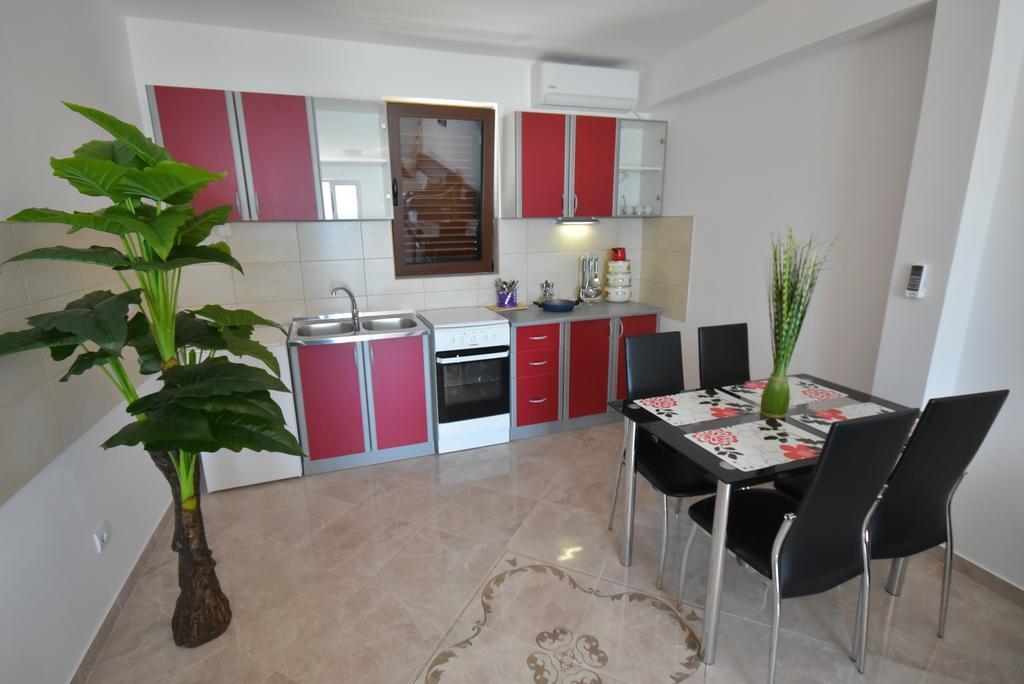 Apartmani Centar Igalo Herceg Novi Ngoại thất bức ảnh