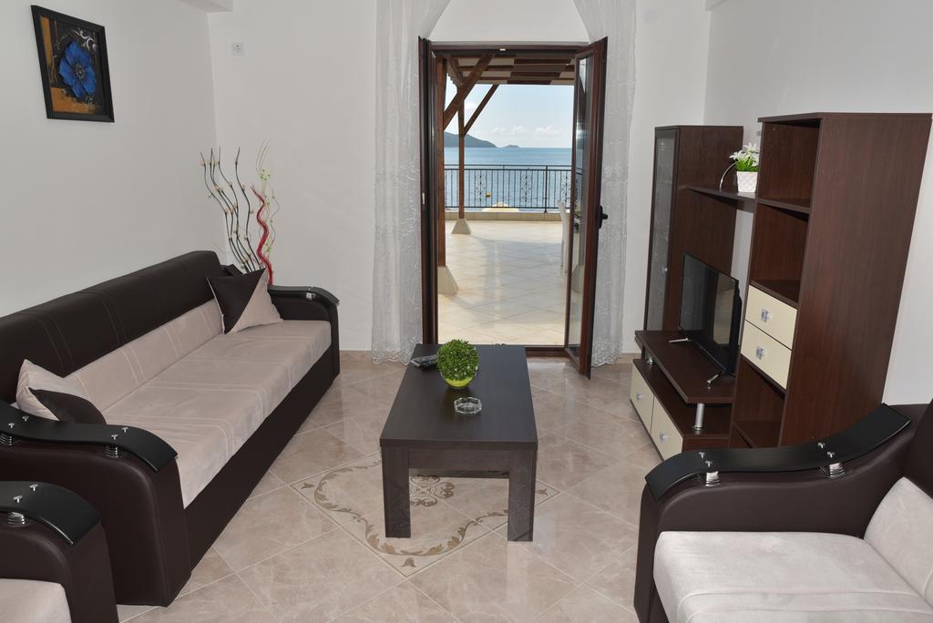 Apartmani Centar Igalo Herceg Novi Ngoại thất bức ảnh