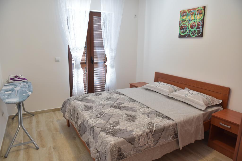 Apartmani Centar Igalo Herceg Novi Ngoại thất bức ảnh