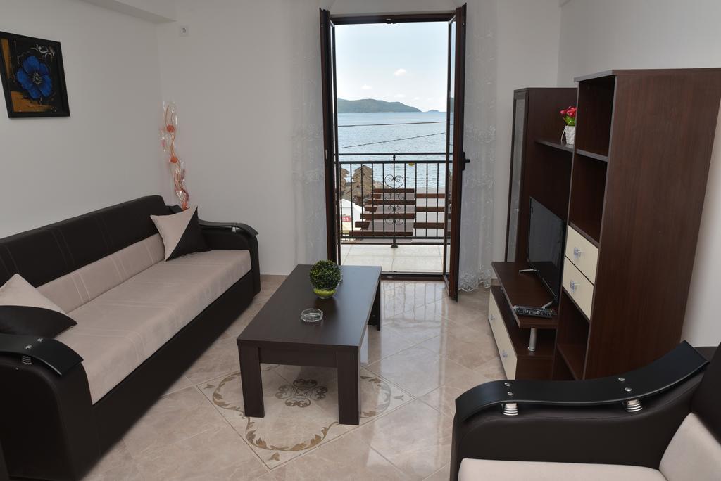 Apartmani Centar Igalo Herceg Novi Ngoại thất bức ảnh